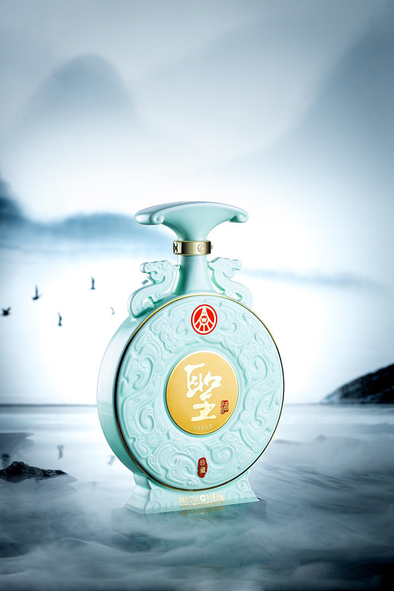 五粮液圣酒天地人和珍藏52度.jpg