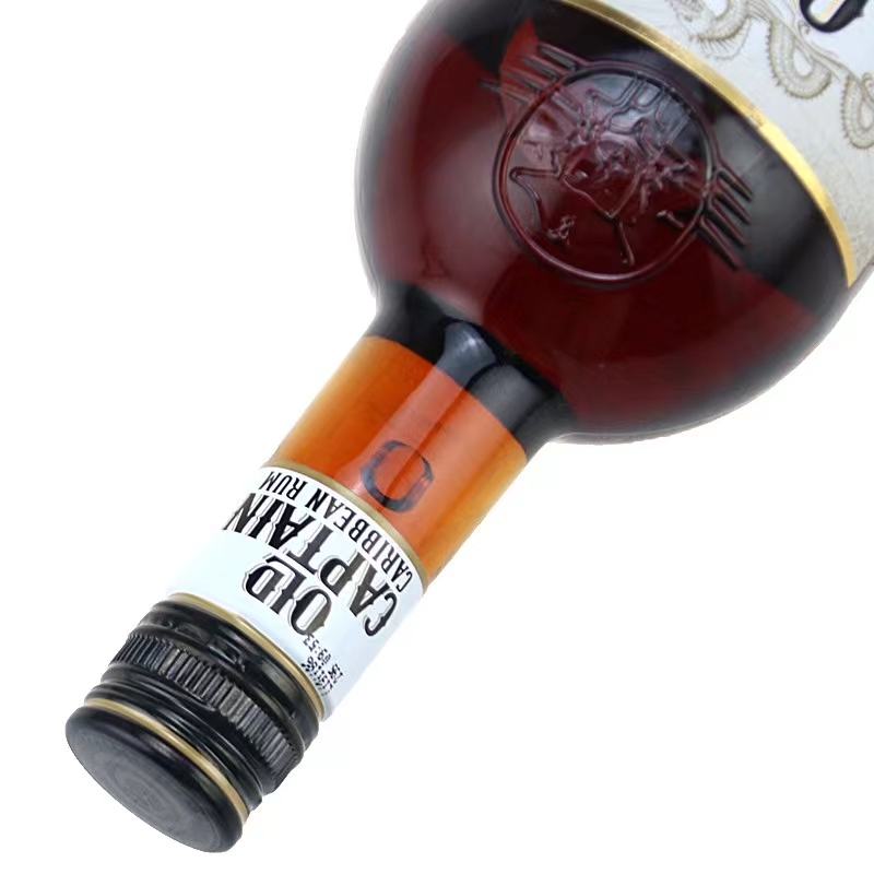 加勒海俱乐部黑朗姆40度700ml.jpg
