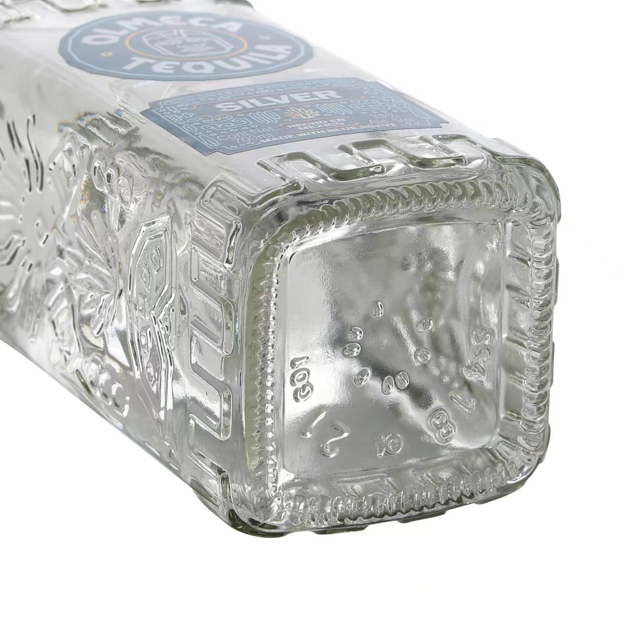 奥美加银龙舌兰35度750ml.jpg